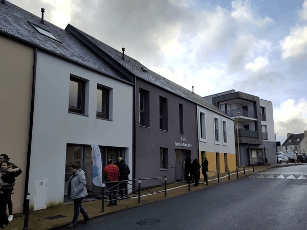 Kersaint-Plabennec : inauguration de 7 logements sociaux et d’un pôle santé et bien-être.